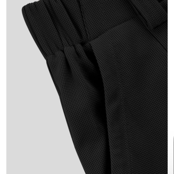 NWT Halara Black Wide-Leg waffle knit work Pants. Flowy baggy size 40 (8/10) - Picture 6 of 8
